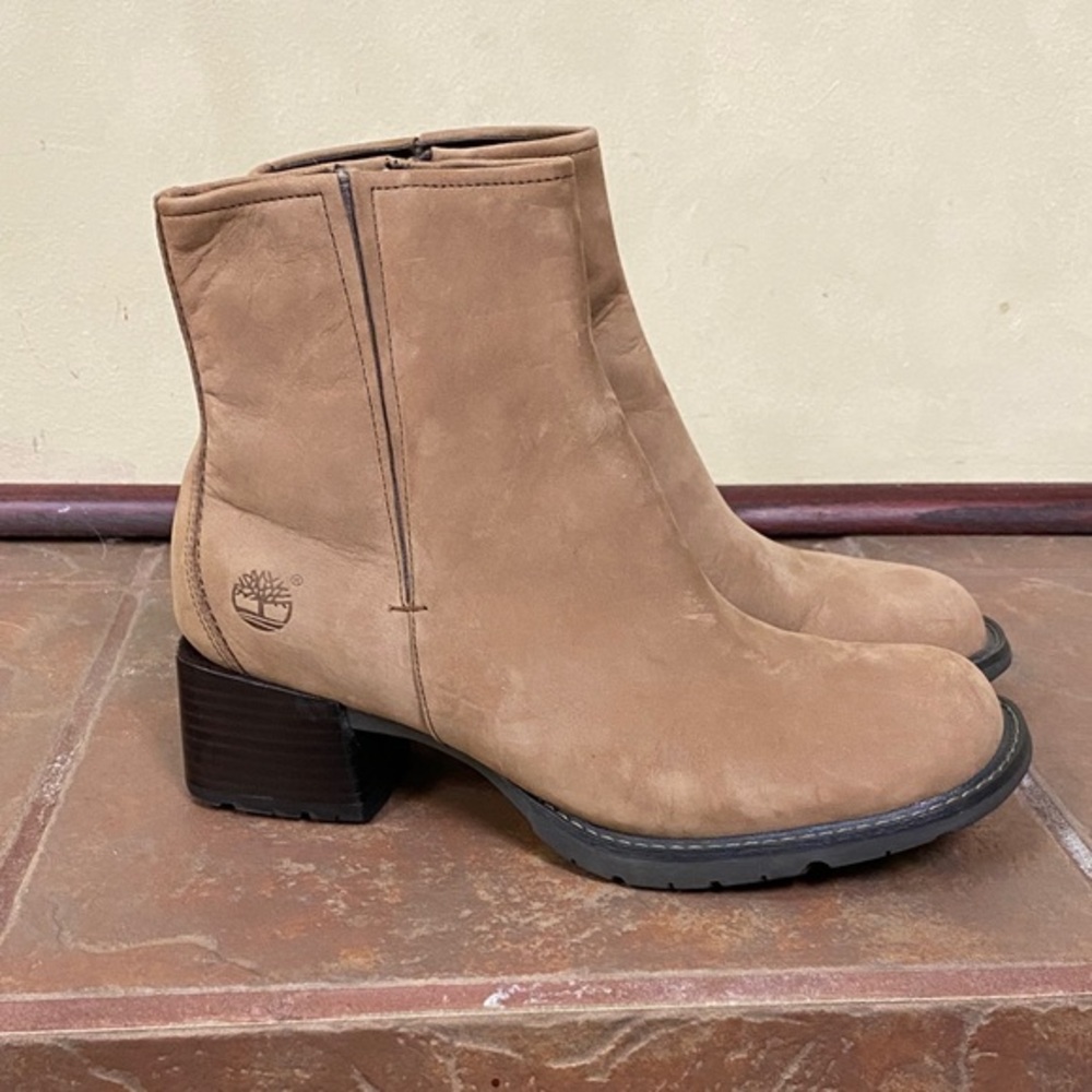 Timberland Nubuck Leather Women’s Boots size 7